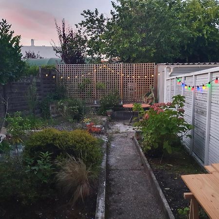 Chambre Privee Chez L'Habitant En Colocation Dans Agreable Maison Avec Jardin - A Private Room In A Shared House With Garden Μπορντό Εξωτερικό φωτογραφία